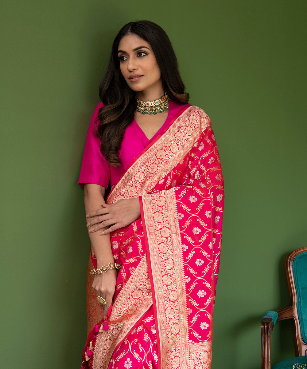 Hot_Pink_Handloom_Pure_Katan_Silk_Banarasi_Saree_with_Sona_Rupa_Diamond_Jaal_WeaverStory_01