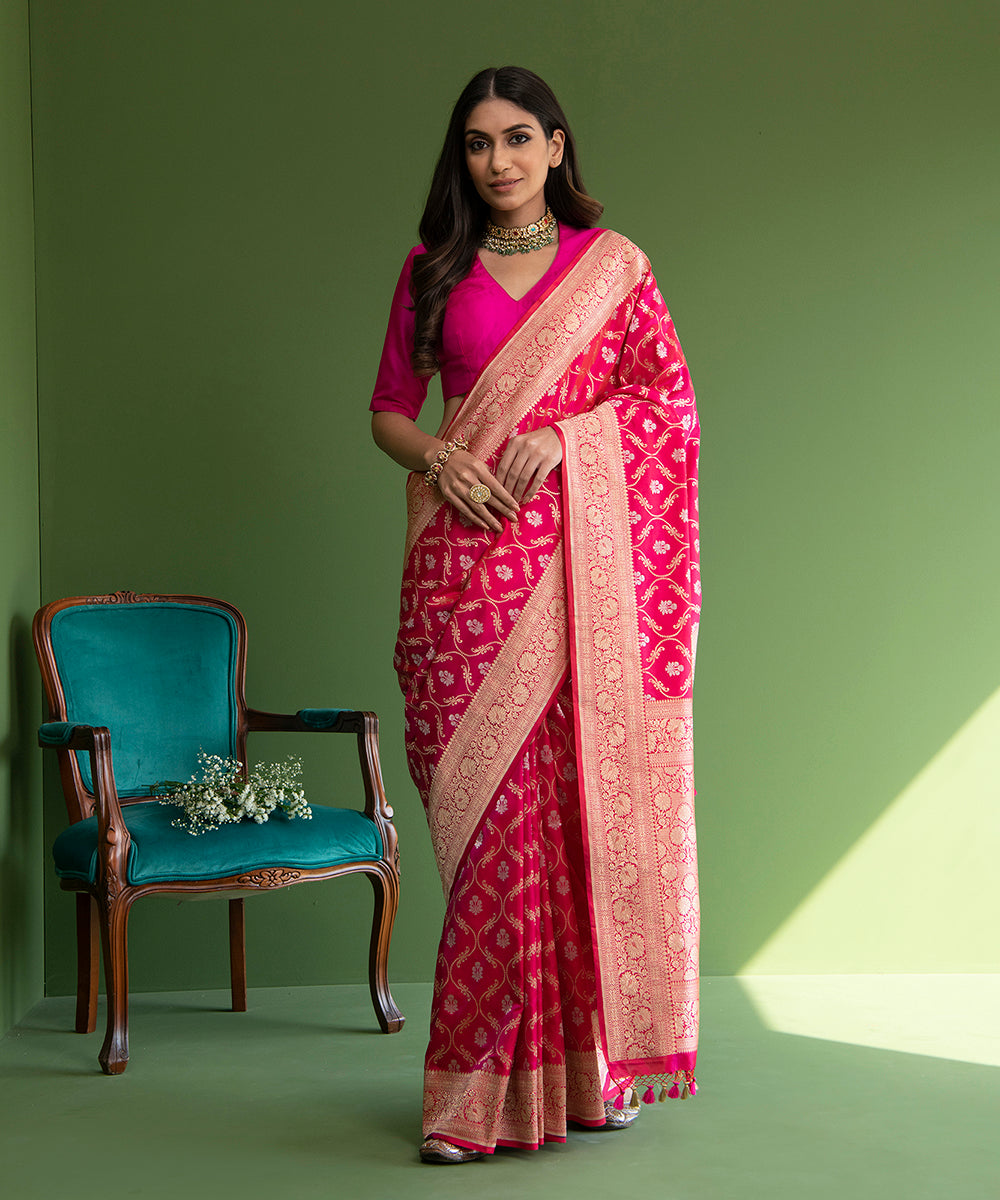 Hot_Pink_Handloom_Pure_Katan_Silk_Banarasi_Saree_with_Sona_Rupa_Diamond_Jaal_WeaverStory_02