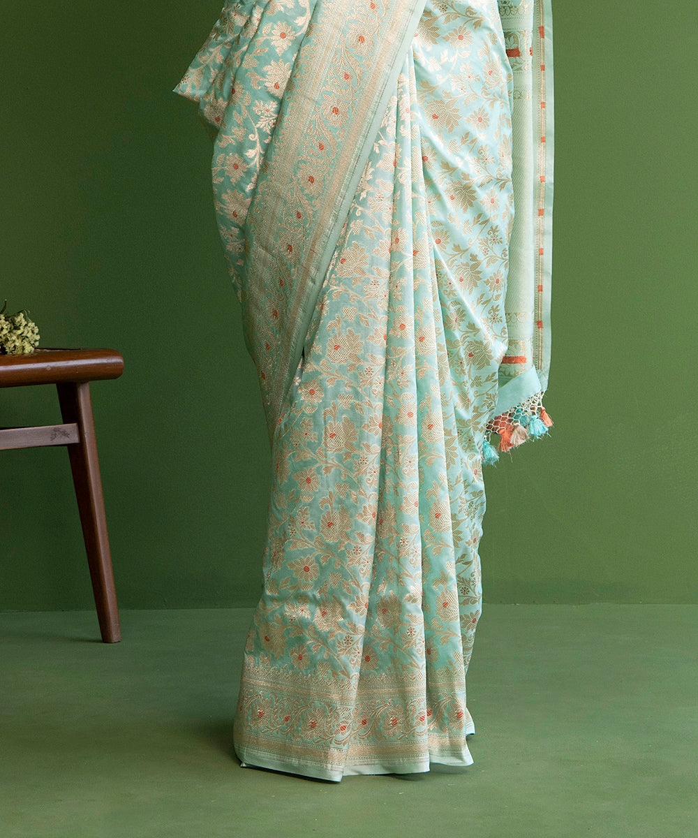 Handloom_Sky_Blue_Pure_Katan_Silk_Banarasi_Saree_with_Meenakari_Jangla_Design_WeaverStory_04