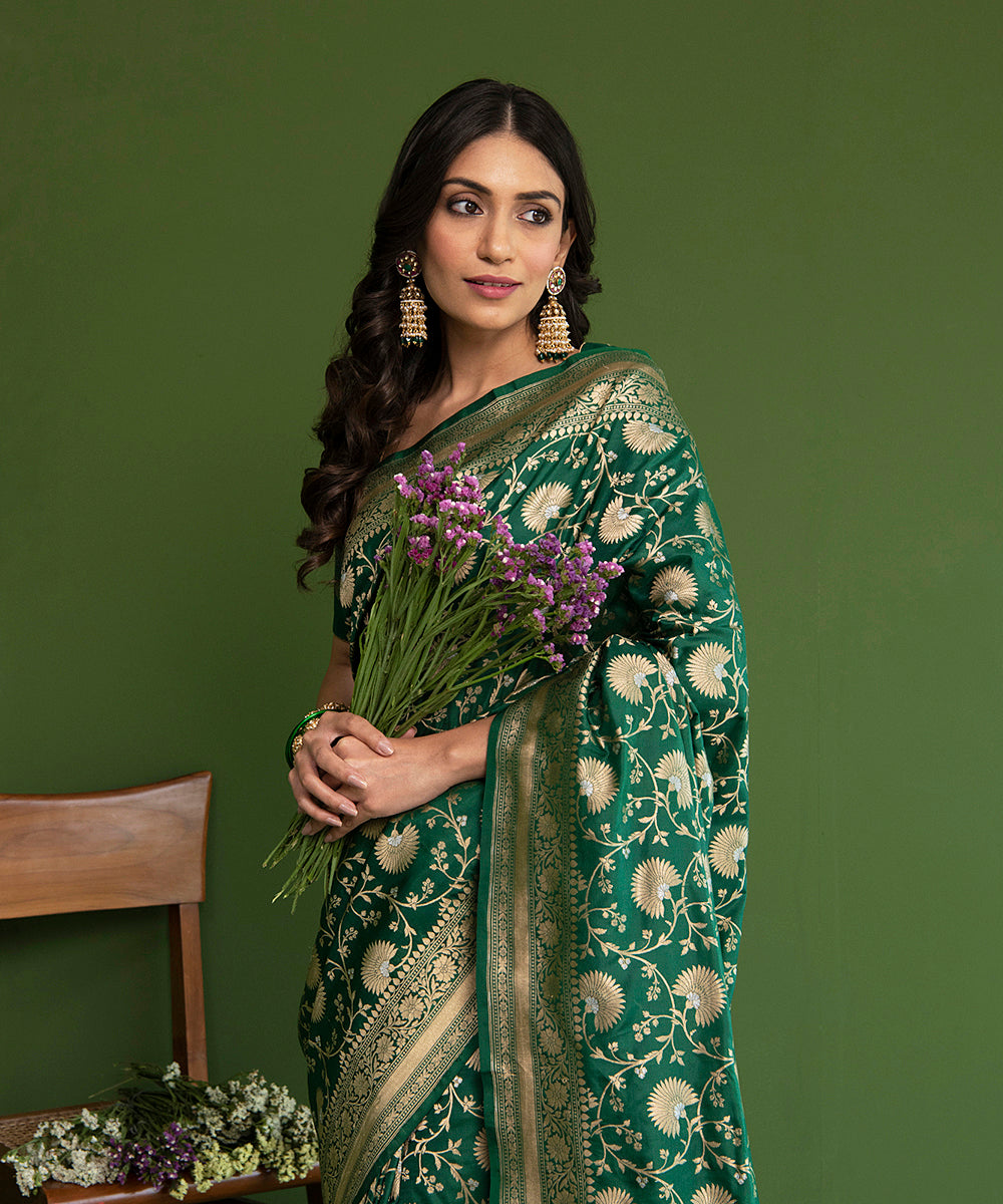 Emerald_Green_Handloom_Pure_Katan_Silk_Sona_Rupa_Banarasi_Jangla_Saree_WeaverStory_01