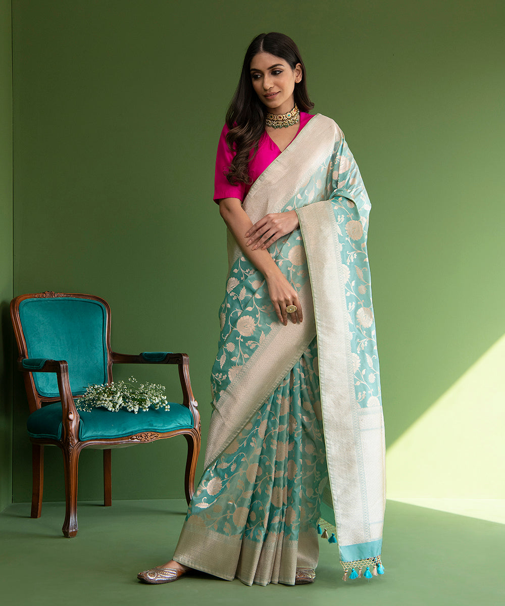 Light_Blue_Handloom_Pure_Katan_Silk_Banarasi_Saree_with_Cutwork_Jaal_WeaverStory_02