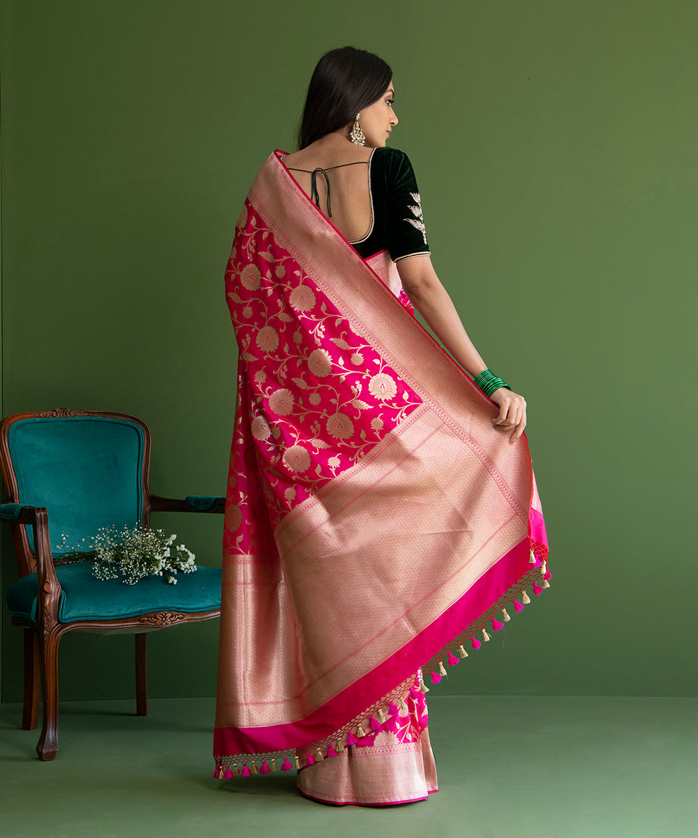 Handloom_Hot_Pink_Pure_Katan_Silk_Banarasi_Saree_with_Cutwork_Jaal_WeaverStory_03