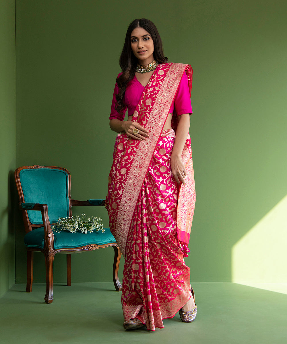 Hot_Pink_Handloom_Banarasi_Saree_with_Small_Floral_Jaal_WeaverStory_02