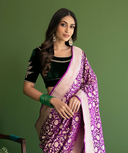 Handloom_Purple_Pure_Katan_Silk_Banarasi_Saree_with_Small_Floral_Jaal_WeaverStory_01