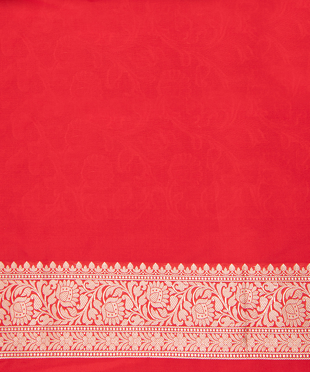 Red_Handloom_Pure_Katan_Silk_Banarasi_Saree_with_Small_Floral_Cutwork_Jaal_WeaverStory_05