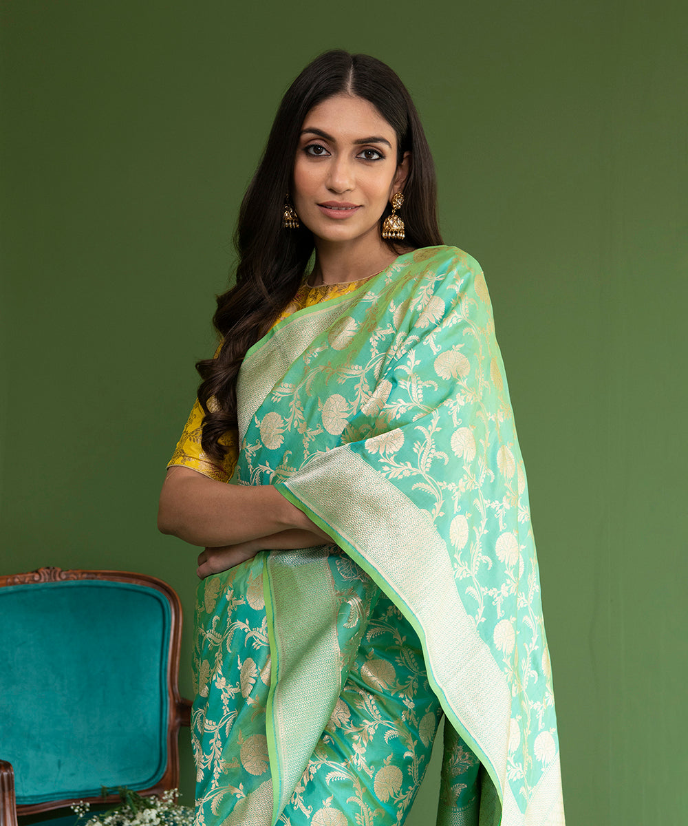 Handloom_Aqua_Green_Pure_Katan_Silk_Banarasi_Saree_with_Cutwork_Floral_Jaal_WeaverStory_01