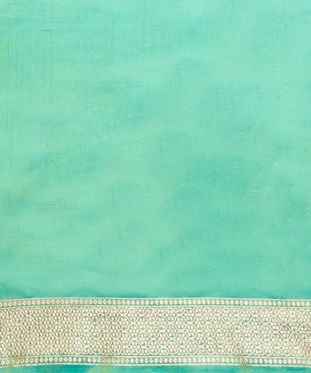 Handloom_Aqua_Green_Pure_Katan_Silk_Banarasi_Saree_with_Cutwork_Floral_Jaal_WeaverStory_05