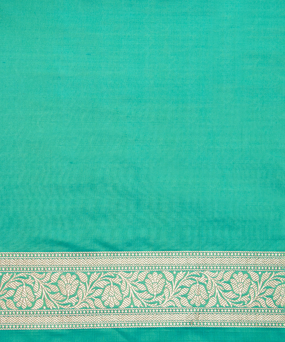 Handloom_Aqua_Green_Pure_Katan_Silk_Banarasi_Saree_with_Small_Mughal_Booti_WeaverStory_05