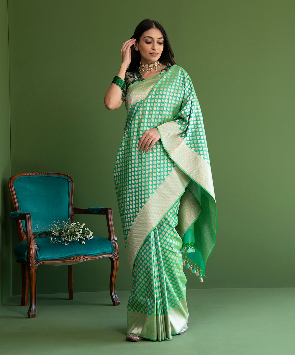 Handloom_Aqua_Green_Pure_Katan_Silk_Banarasi_Saree_with_Cutwork_Small_Paisley_Boota_WeaverStory_02