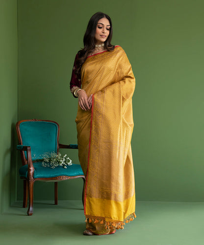 Handloom_Mustard_Pure_Katan_Silk_Banarasi_Saree_with_Antique_Zari_Polka_Dots_WeaverStory_02