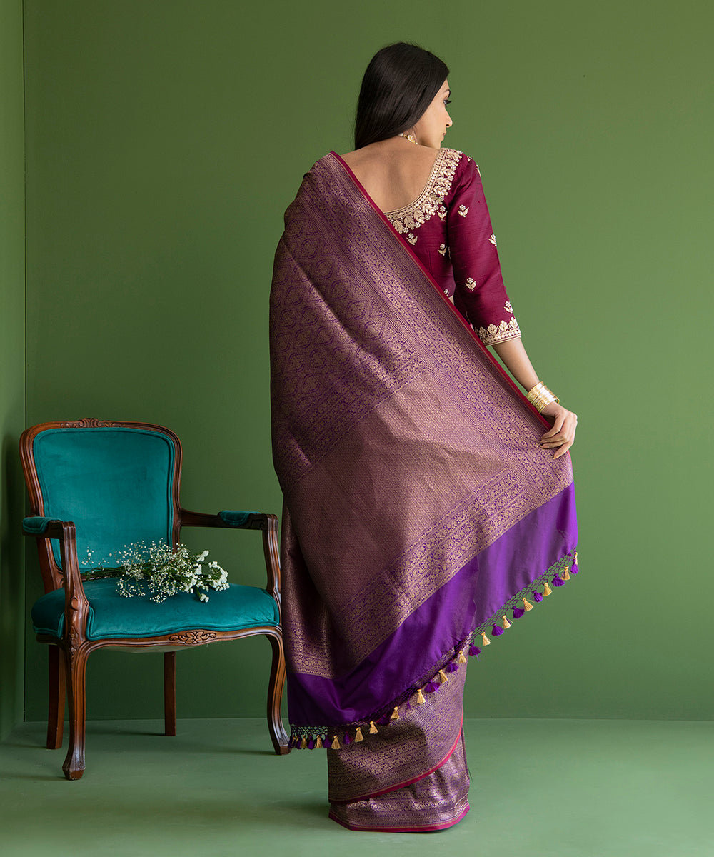 Handloom_Purple_Pure_Katan_Silk_Banarasi_Saree_with_Antique_Zari_Mehraab_Jaal_WeaverStory_03