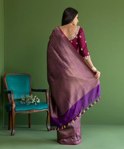 Handloom_Purple_Pure_Katan_Silk_Banarasi_Saree_with_Antique_Zari_Mehraab_Jaal_WeaverStory_03