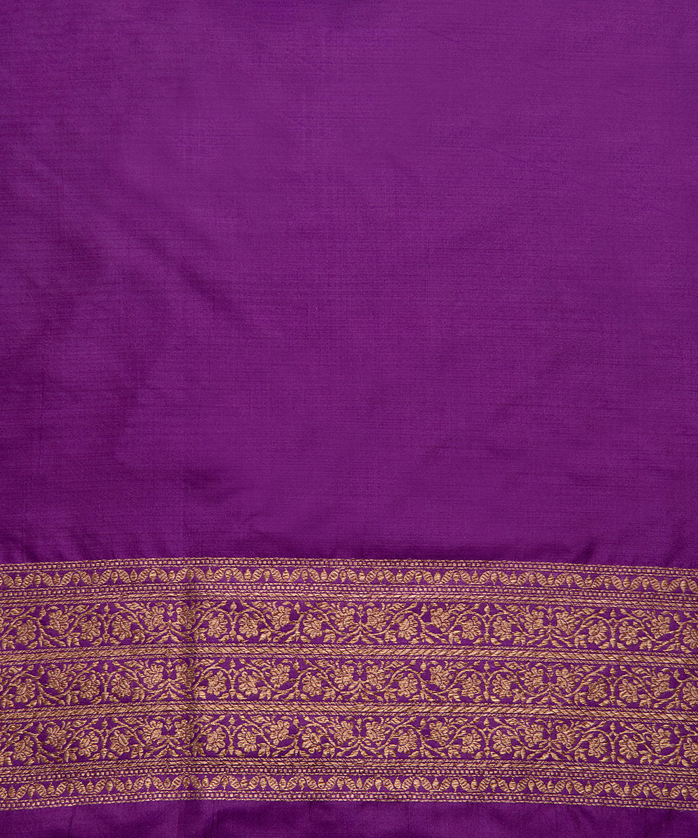 Handloom_Purple_Pure_Katan_Silk_Banarasi_Saree_with_Antique_Zari_Mehraab_Jaal_WeaverStory_05