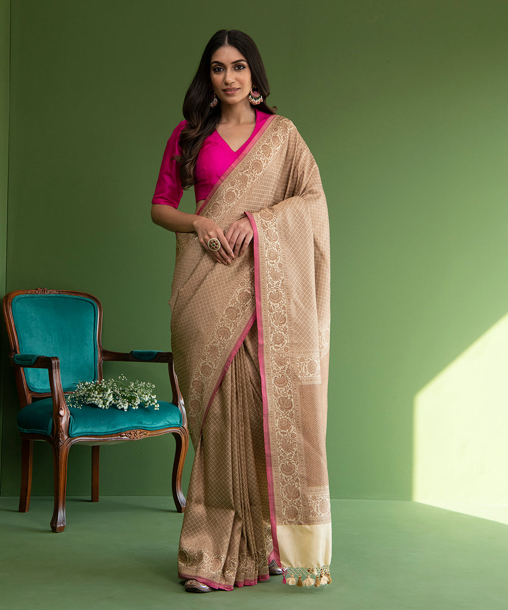 Handloom_Beige_Pure_Katan_Silk_Banarasi_Saree_with_Antique_Zari_WeaverStory_02