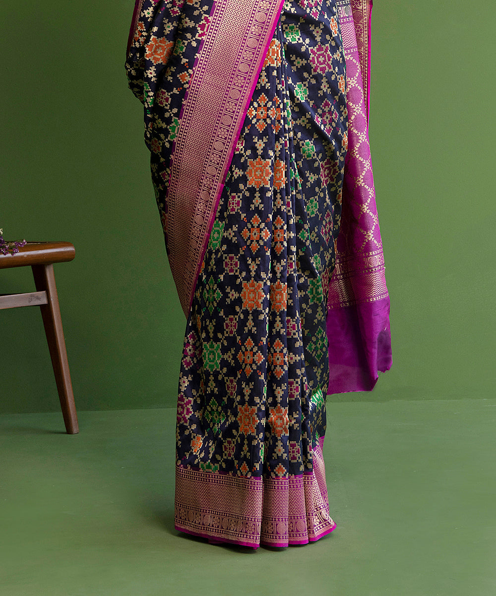 Blue_Handloom_Pure_Katan_Silk_Banarasi_Patola_Saree_With_Pink_Border_WeaverStory_04