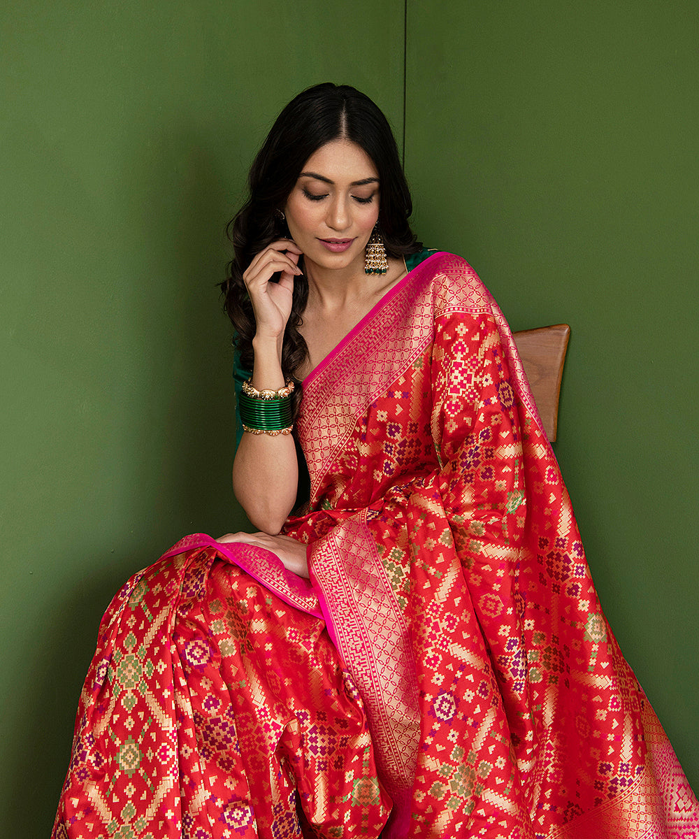 Red_Handloom_Pure_Katan_Silk_Banarasi_Patola_Saree_With_Pink_Border_WeaverStory_01