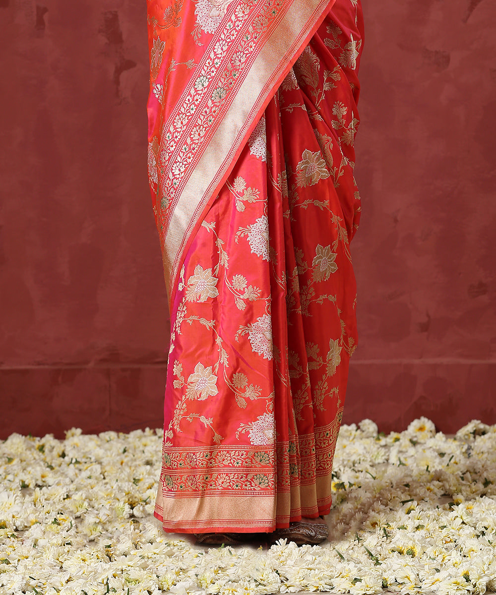 Handloom_Pink_And_Orange_Pure_Katan_Silk_Banarasi_Saree_with_Sona_Rupa_Jaal_WeaverStory_04