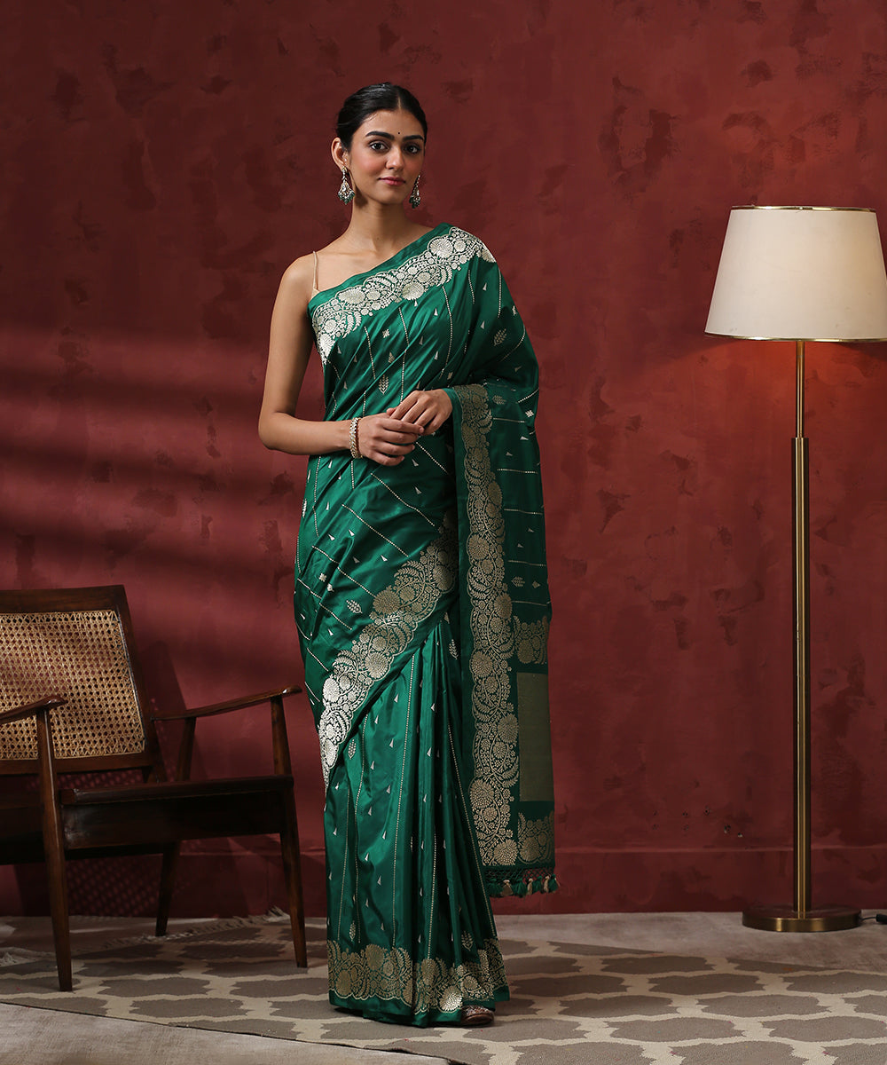 Handloom_Green_Pure_Katan_Silk_Striped_Banarasi_Saree_WeaverStory_02