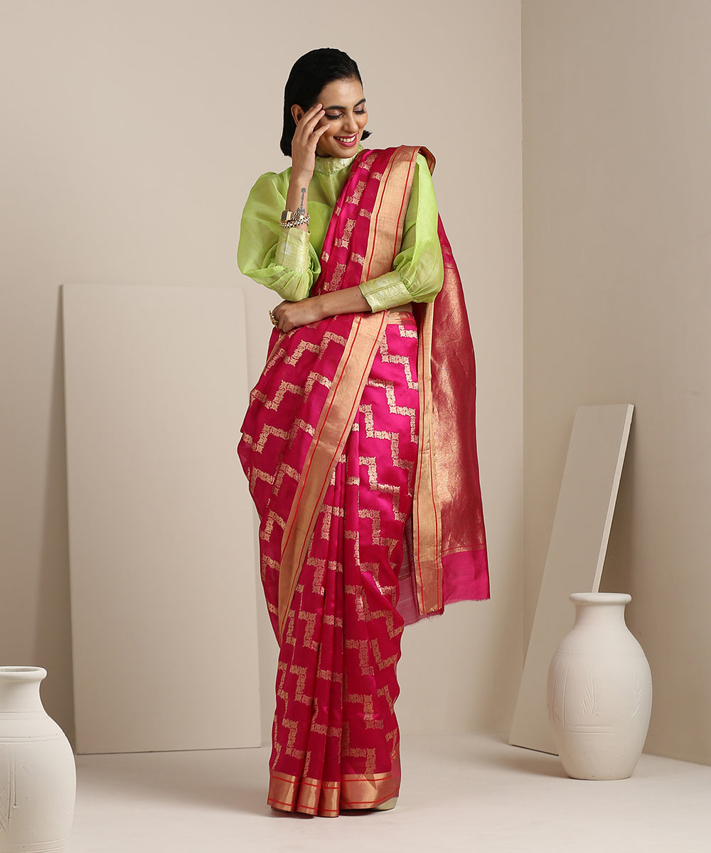 Handloom_Rani_Pink_EkNaliya_Jangla_Pure_Chanderi_Silk_Saree_WeaverStory_02