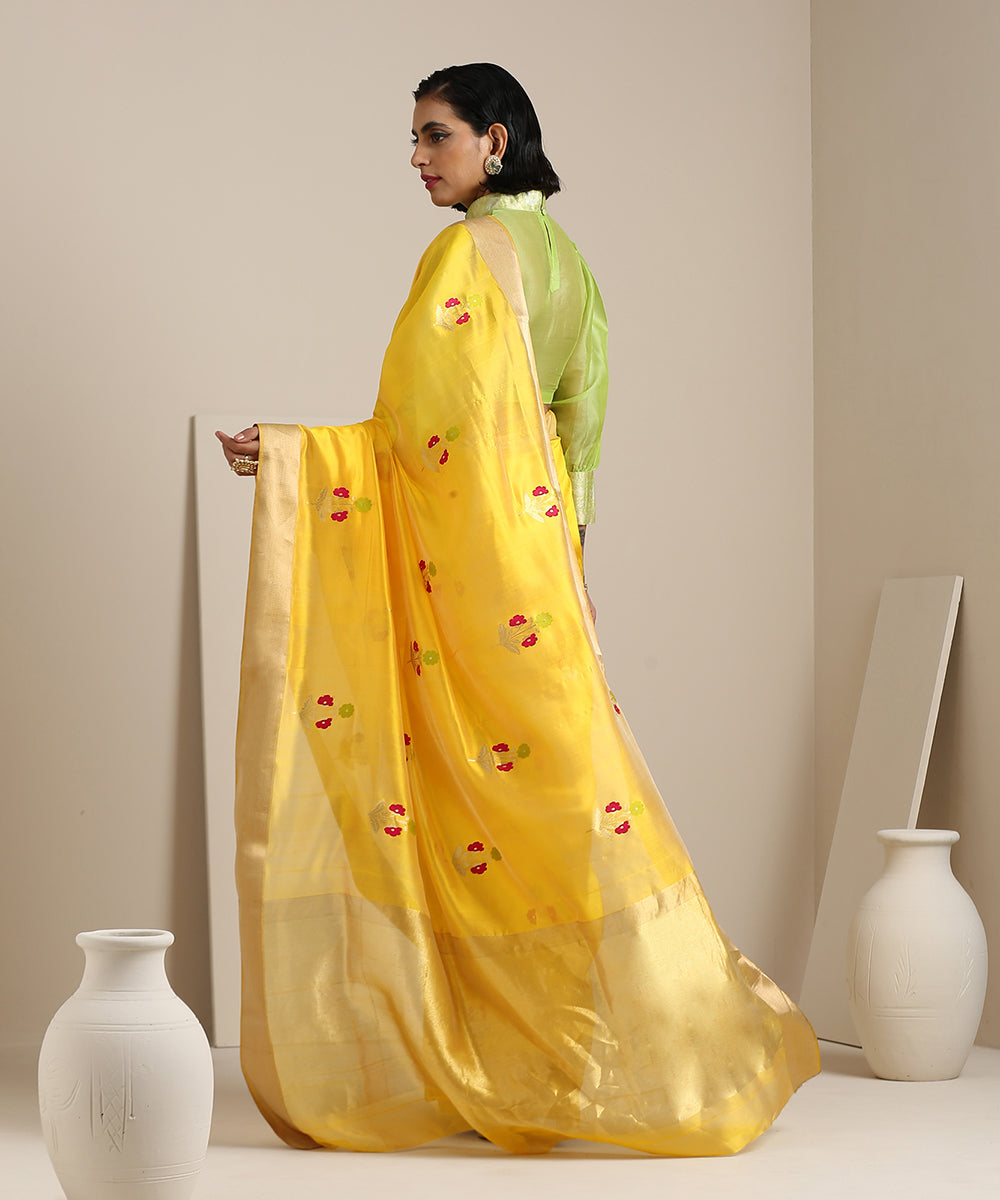 Handloom_Yellow_Chanderi_Silk_Saree_With_Pink_Meenakari_Floral_Boota_WeaverStory_03