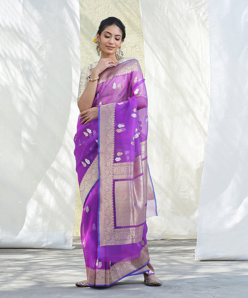 Handloom_Purple_Kora_Silk_Banarasi_Saree_With_Gold_And_Silver_Zari_Booti_WeaverStory_02