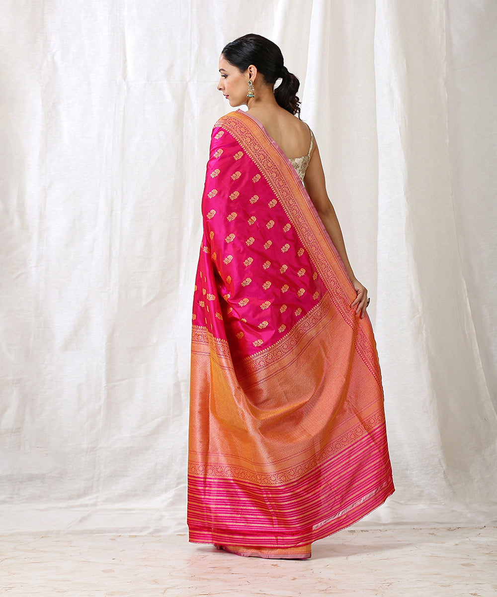 Handloom_Rani_Pink_Pure_Katan_Silk_Banarasi_Saree_With_Floral_Cutwork_Booti_WeaverStory_03