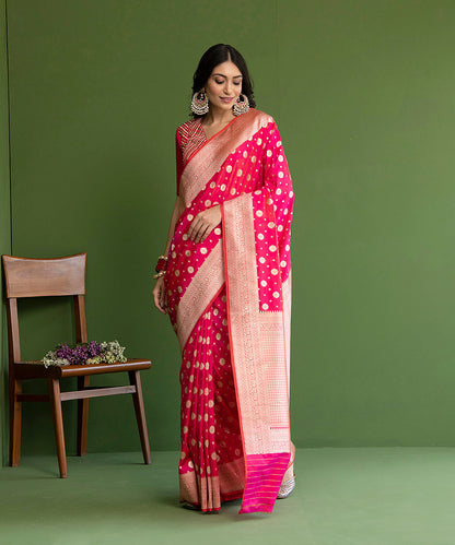 Handloom_Hot_Pink_Pure_Katan_Silk_Banarasi_Saree_With_Small_Mughal_Motif_WeaverStory_02