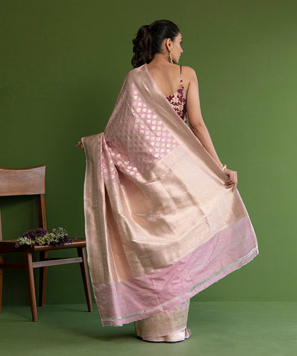 Baby_Pink_Handloom_Pure_Katan_Silk_Banarasi_Saree_with_Small_Cutwork_Booti_WeaverStory_03