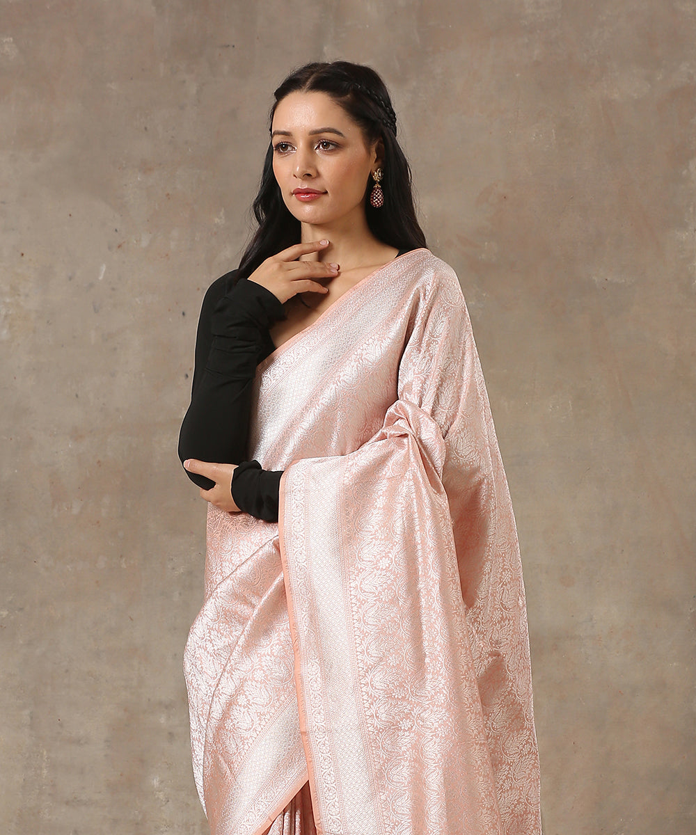 Handloom_Peach_Pure_Katan_Silk_Kimkhab_Banarasi_Silk_Saree_with_Silver_Zari_WeaverStory_01