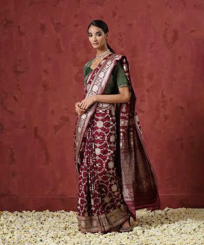 Handloom_Wine_Pure_Katan_Silk_Banarasi_Saree_with_Bareek_Sona_Rupa_Jaal_WeaverStory_02