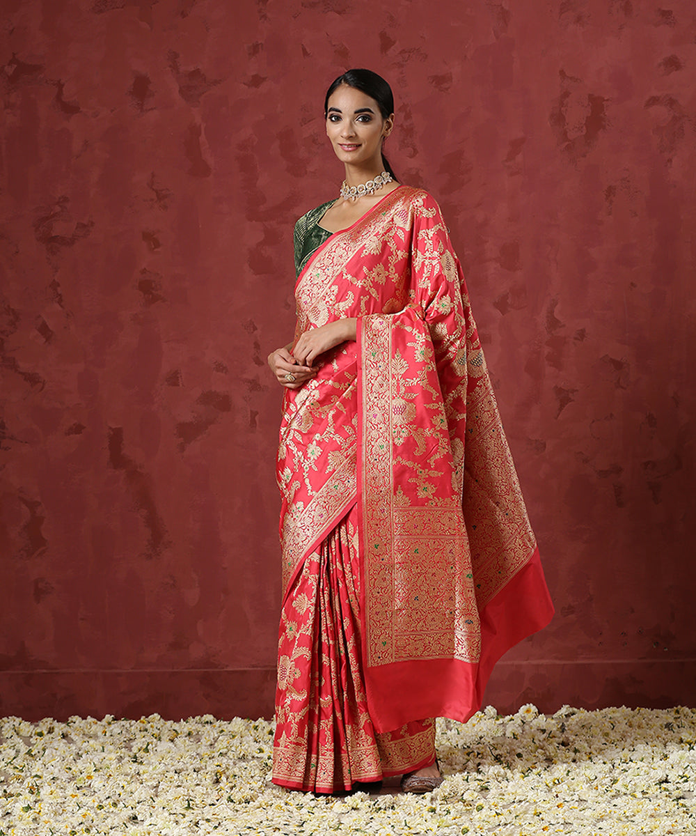 Handloom_Pink_And_Orange_Dual_Tone_Pure_Katan_Silk_Banarasi_Saree_with_Meenakari_WeaverStory_02