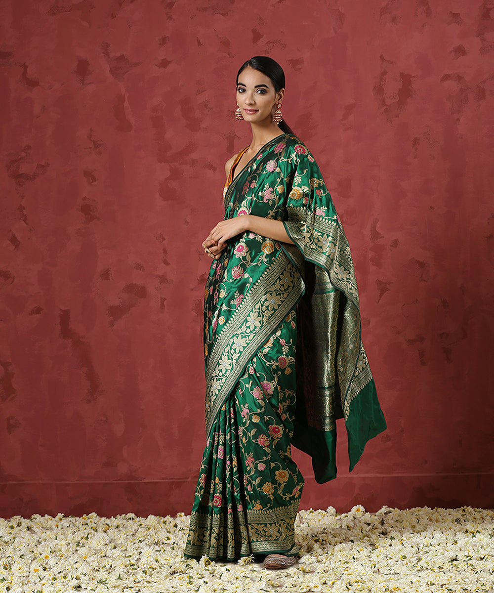 Handloom_Emerald_Green_Pure_Katan_Silk_Banarasi_Saree_with_Meenakari_WeaverStory_02