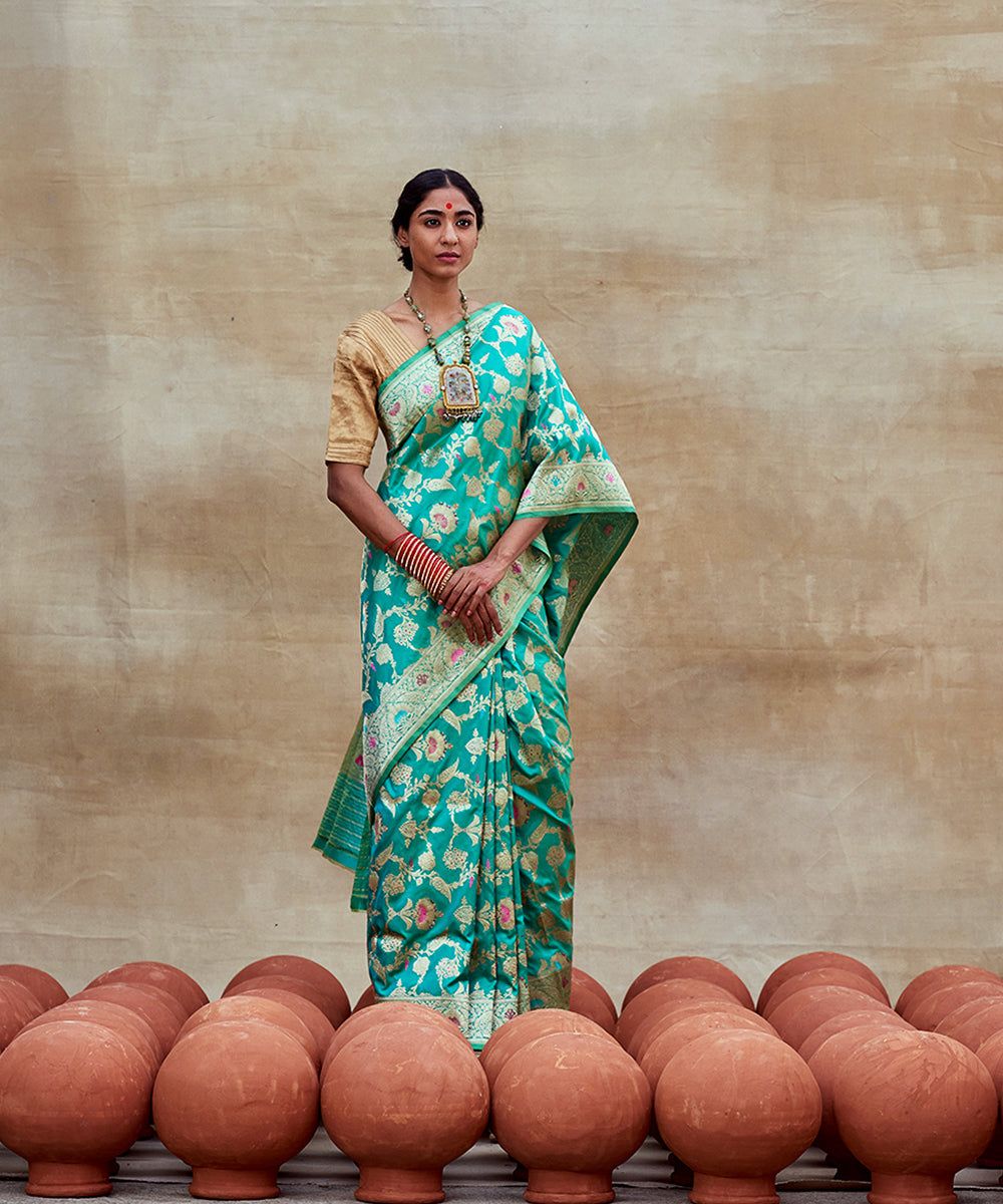 Aqua_Green_Handloom_Pure_Katan_Silk_Banarasi_Saree_with_Intricate_Jaal_WeaverStory_02