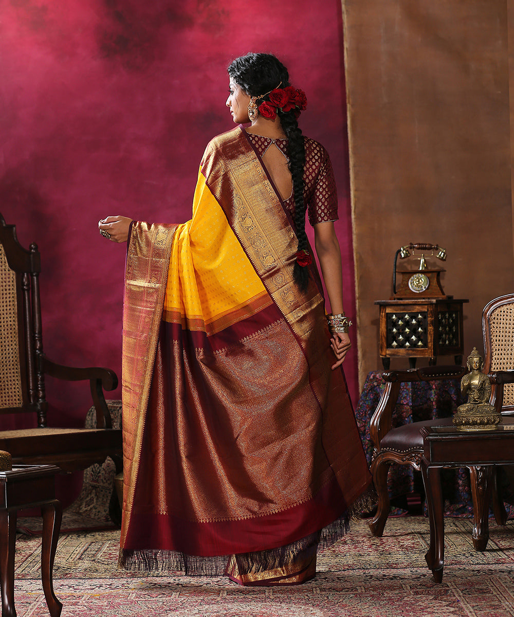 Yellow_Handloom_Pure_Silk_Kanjivaram_Saree_With_Wine_And_Gold_Border_WeaverStory_03