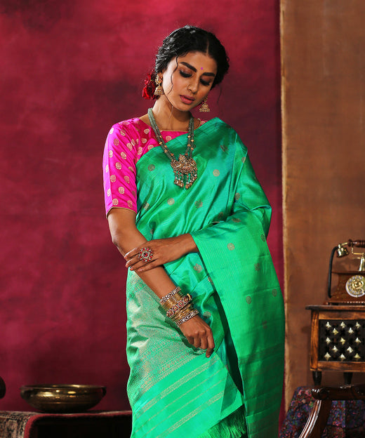 Aqua Green Handloom Dual Tone Kanjivaram Saree With Rudraksh And Annapakshi Motifs And Rich Pure Zari Pallu