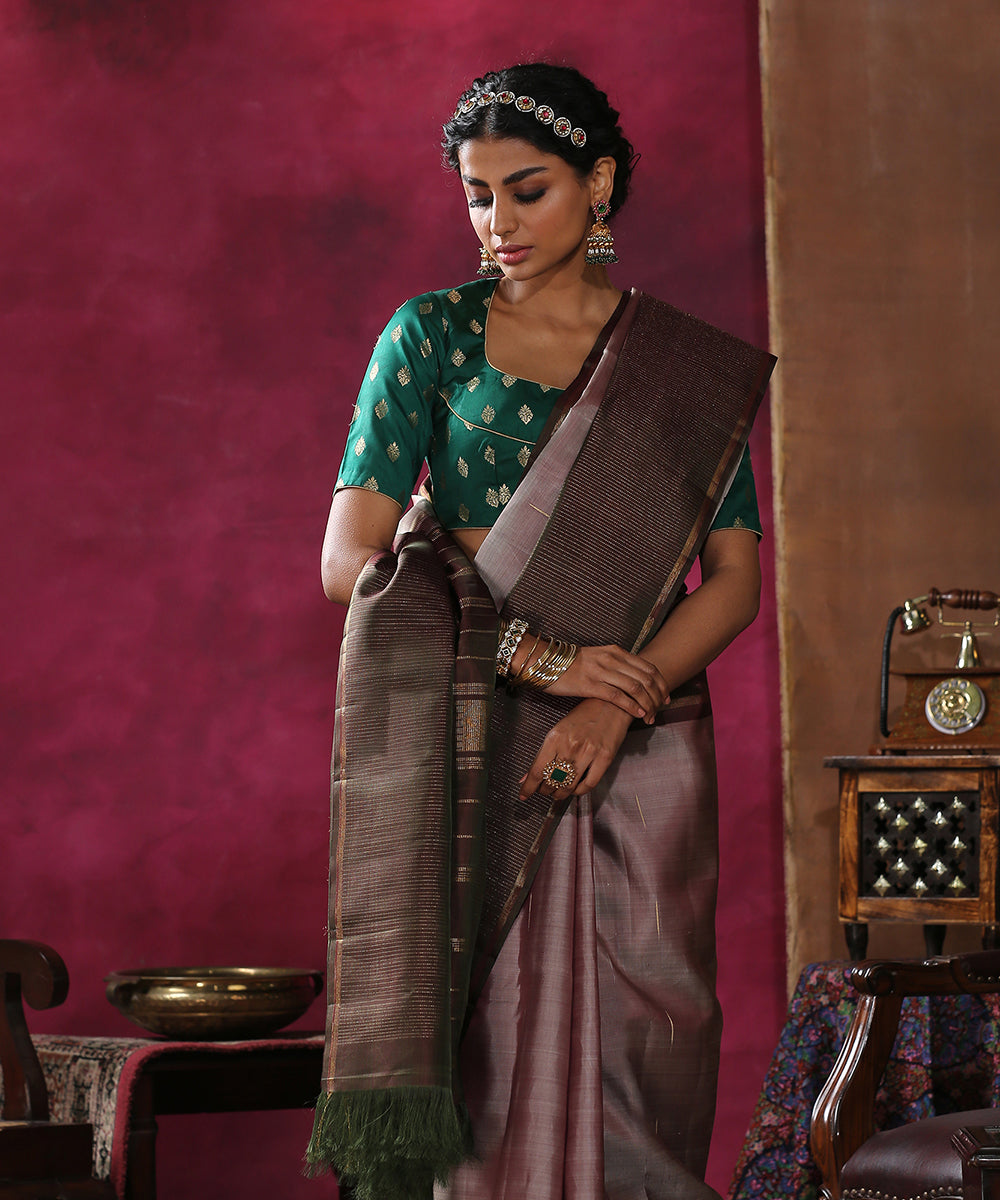Handloom_Brown_Pure_Zari_Kanjivaram_Saree_With_Green_Vaira_Oosi_Border_WeaverStory_01