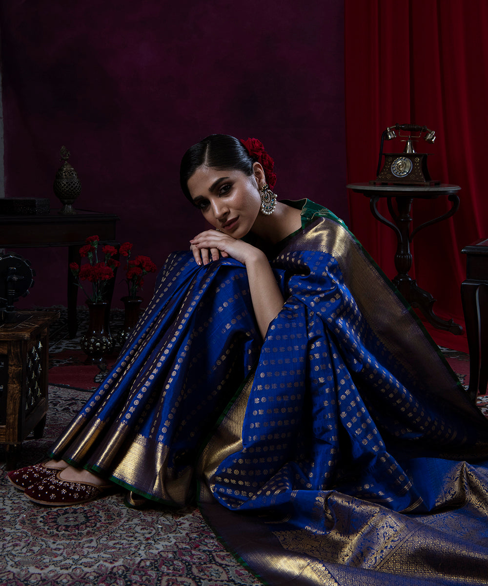 Handloom_Royal_Blue_Pure_Zari_and_Pure_Silk_Kanjivaram_Saree_WeaverStory_01