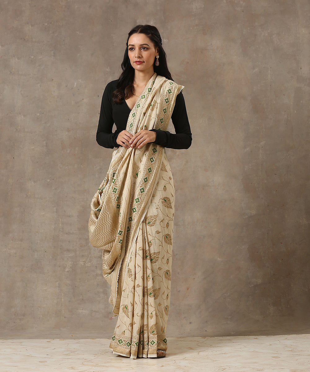 Handloom_Beige_Moonga_Silk_Banarasi_Saree_With_Cutwork_Jaal_WeaverStory_02