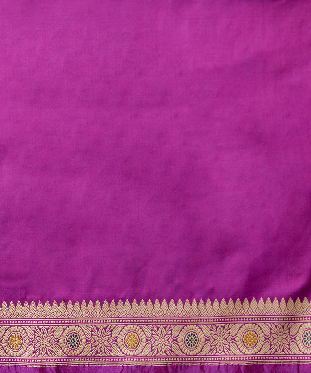 Purple_Handloom_Pure_Malda_Silk_Banarasi_Baluchari_Saree_With_Paisley_Motifs_WeaverStory_06