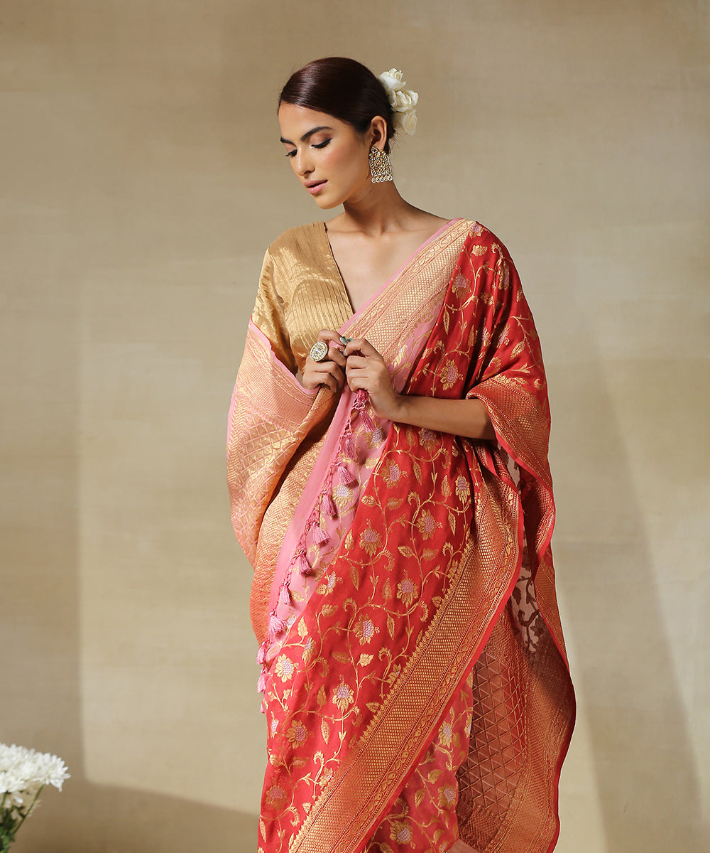 Handloom_Rust_And_Pink_Banarasi_Georgette_Saree_With_All_Over_Floral_Jaal_WeaverStory_01