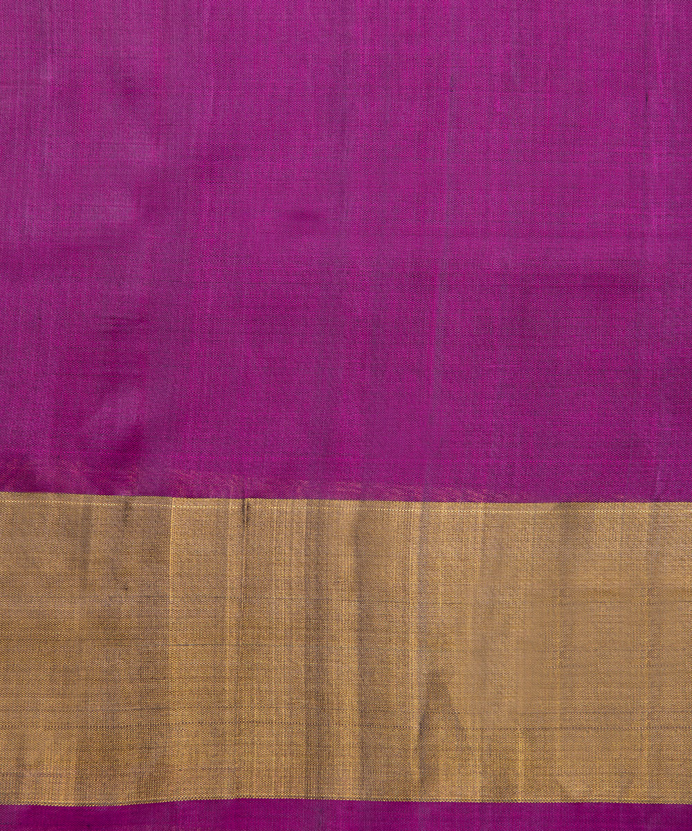 Purple_Handloom_Weft_Dyed_Mulberry_Silk_Rajkot_Patola_Saree_WeaverStory_05