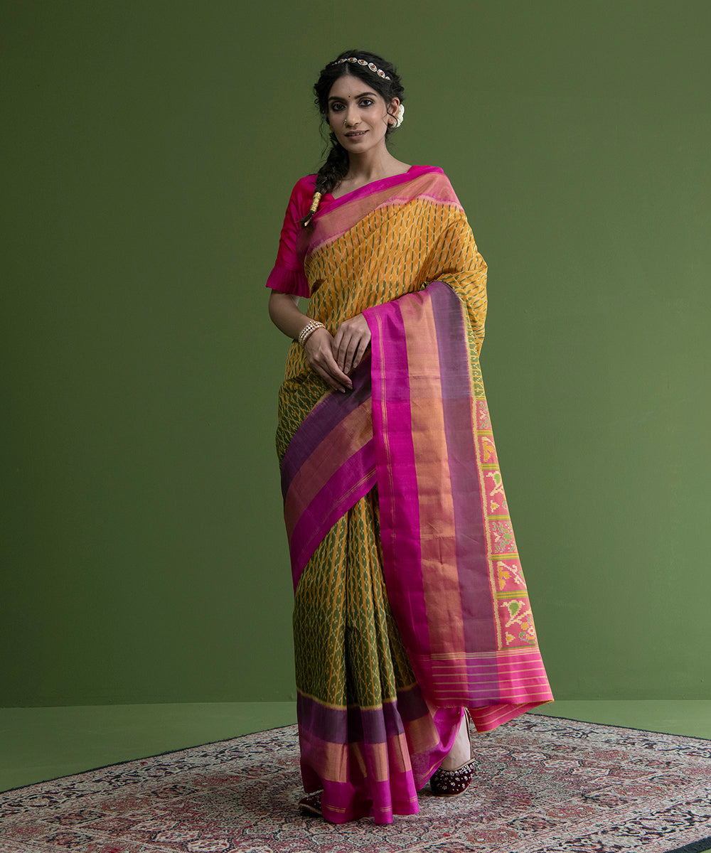 Yellow_And_Green_Handloom_Single_Ikat_Mulberry_Silk_Patola_Saree_With_Pink_Border_WeaverStory_02