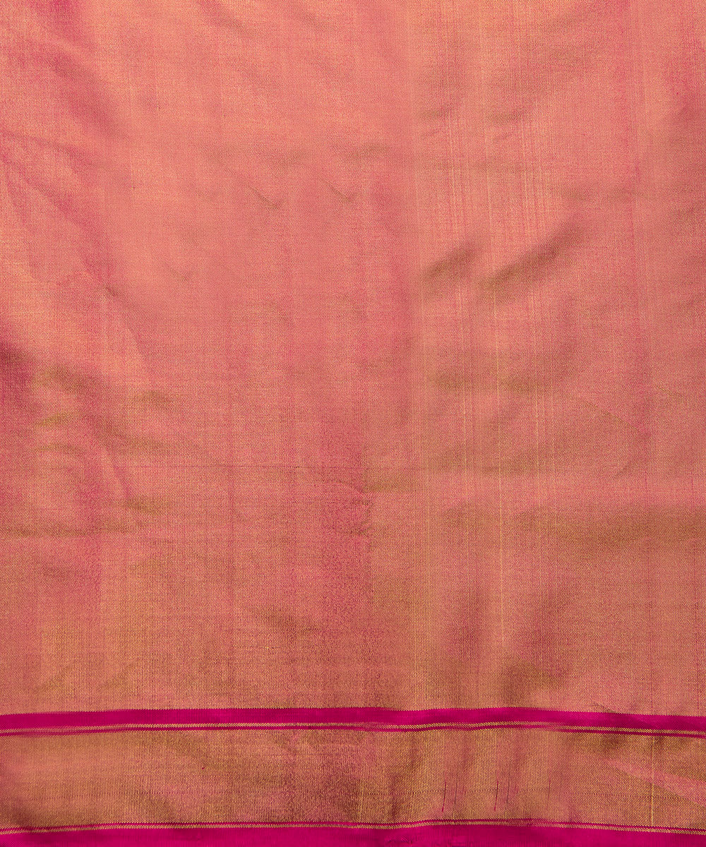 Pink_Handloom_Weft_Dyed_Single_Ikat_Rajkot_Patola_Saree_In_Tissue_WeaverStory_05