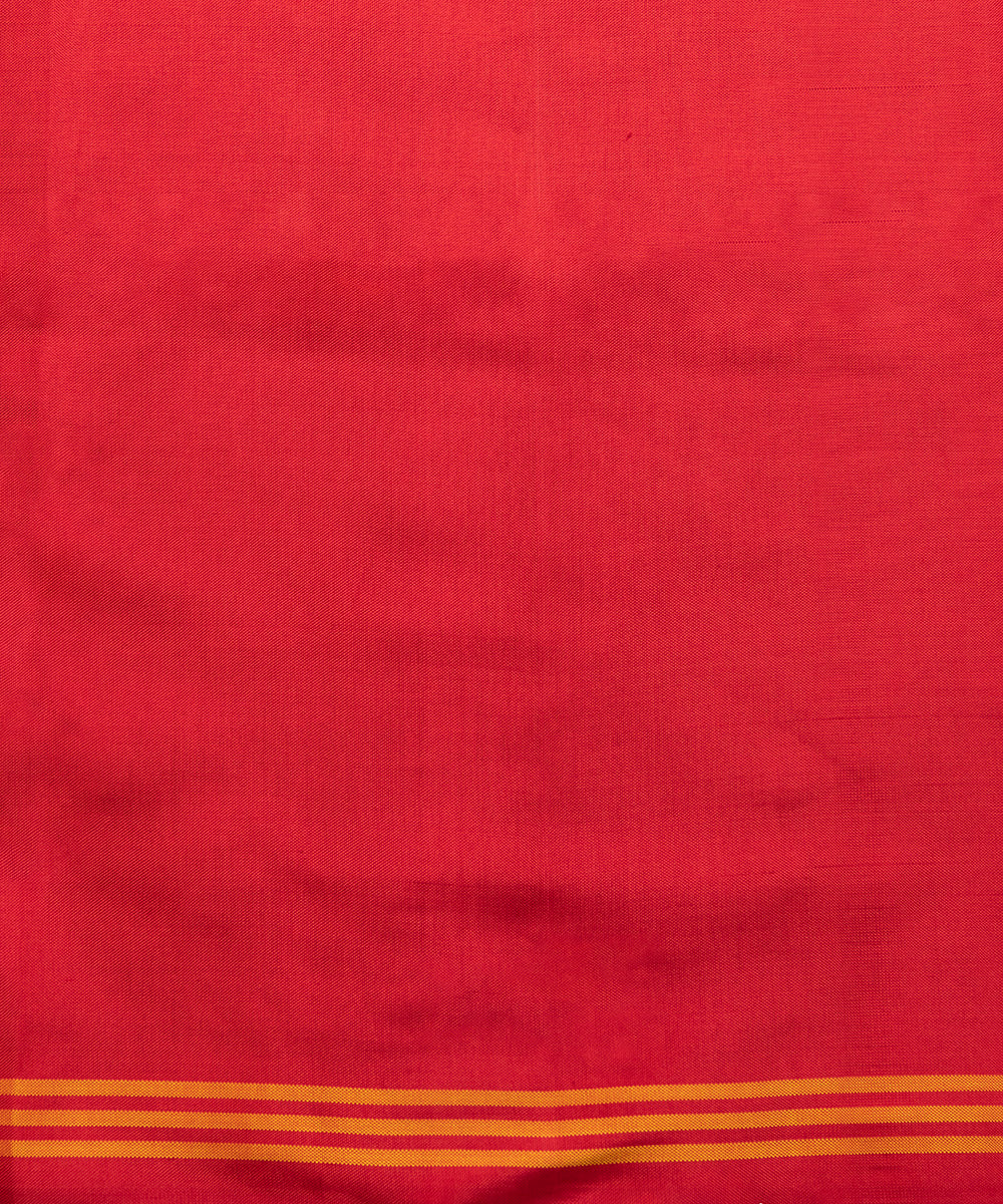 Handloom_Mustard_And_Red_Single_Ikat_Weft_Dyed_8_Ply_Mulberry_Silk_Patola_Saree_WeaverStory_05