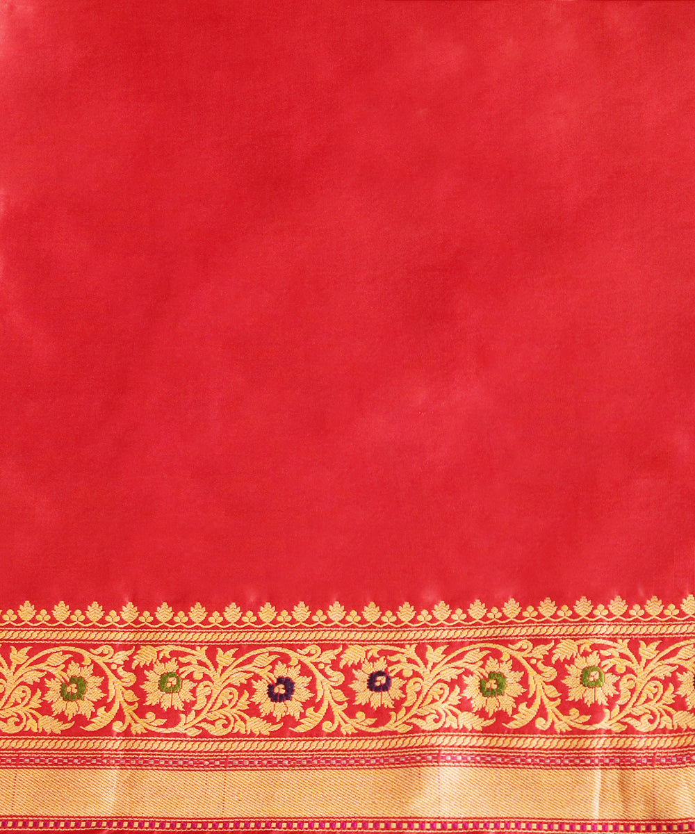 Handloom_Red_Pure_Katan_Silk_Banarasi_Saree_With_Intricate_Meenakari_WeaverStory_05