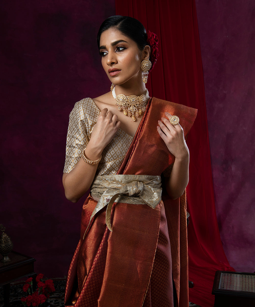 Maroon_Handloom_Brocade_Pure_Silk_Kanjivaram_Saree_WeaverStory_01