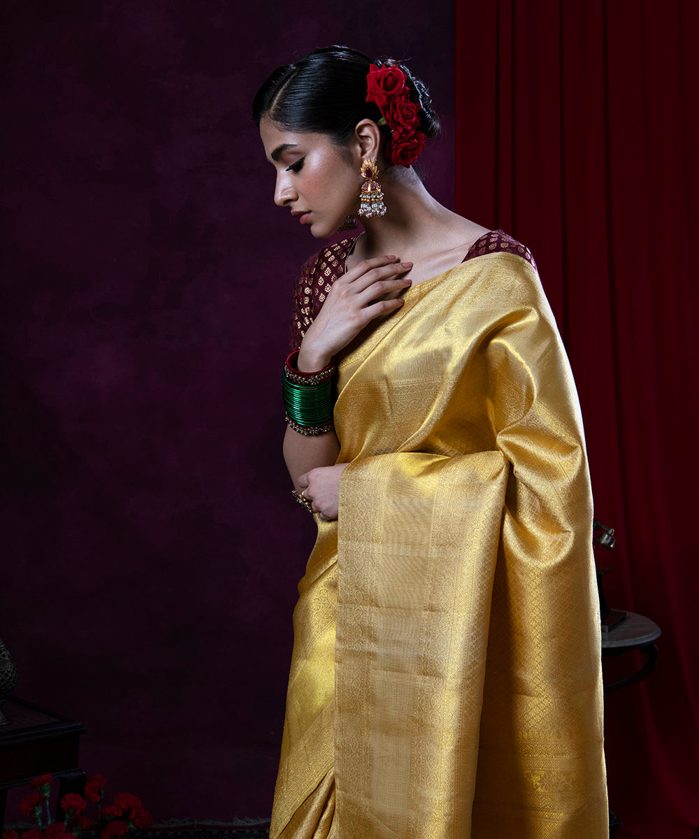 Gold_Handloom_Pure_Silk_Kanjivaram_Saree_with_Brocade_Weave_WeaverStory_01
