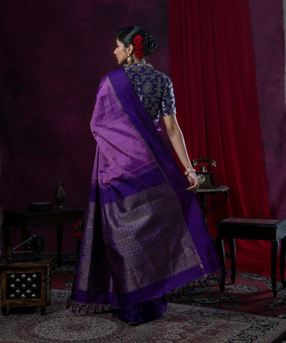 Handloom_Dark_Mauve_Kanjivaram_Pure_Silk_Saree_And_Annapakshi_Motifs_WeaverStory_03