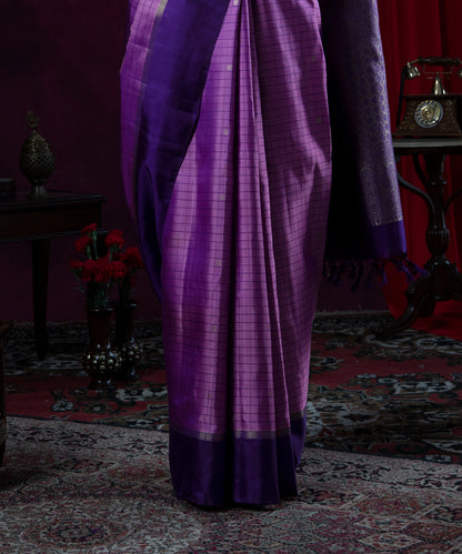 Handloom_Dark_Mauve_Kanjivaram_Pure_Silk_Saree_And_Annapakshi_Motifs_WeaverStory_04