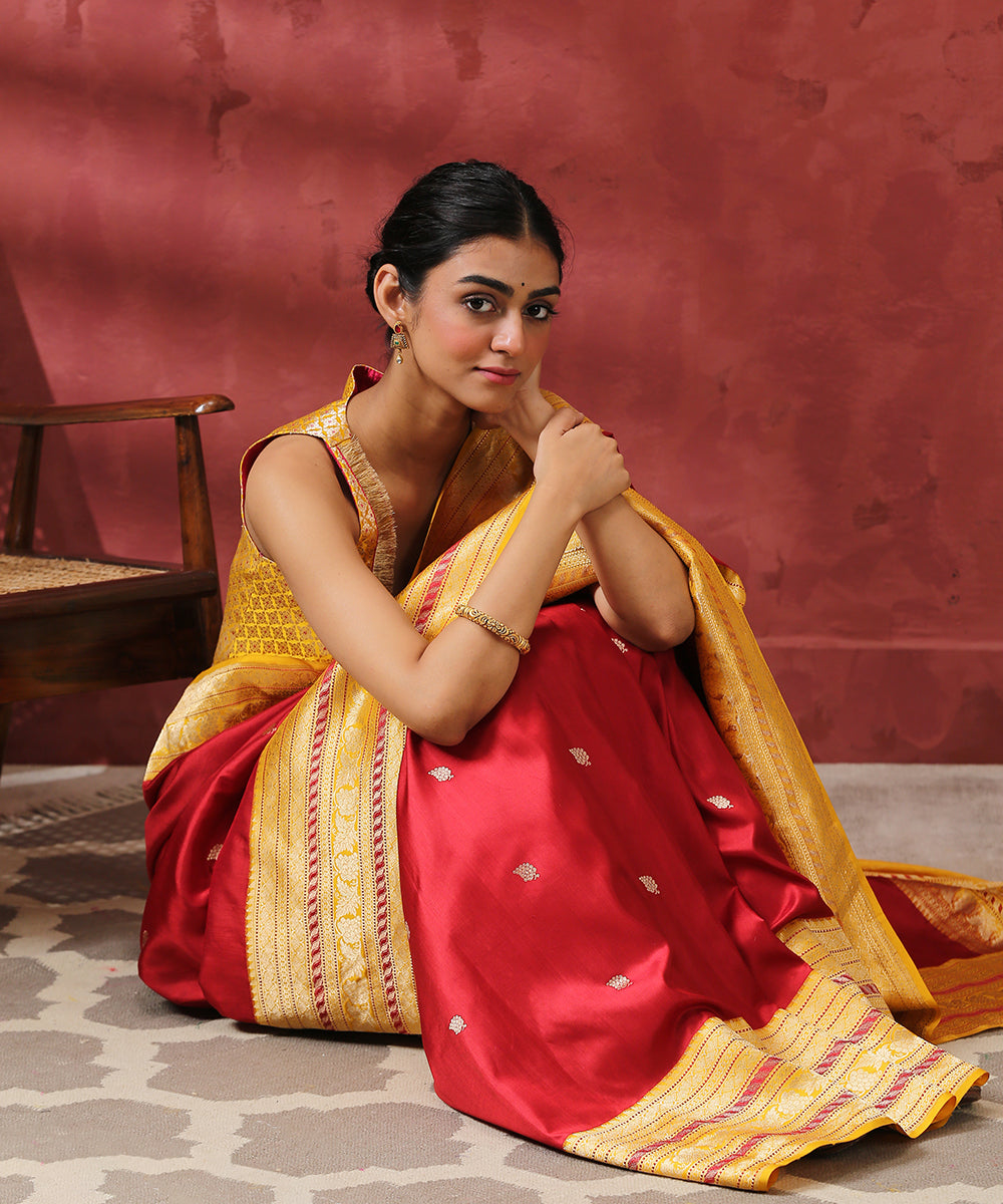 Red_and_Yellow_Handloom_Pure_Katan_Silk_Banarasi_Saree_WeaverStory_01